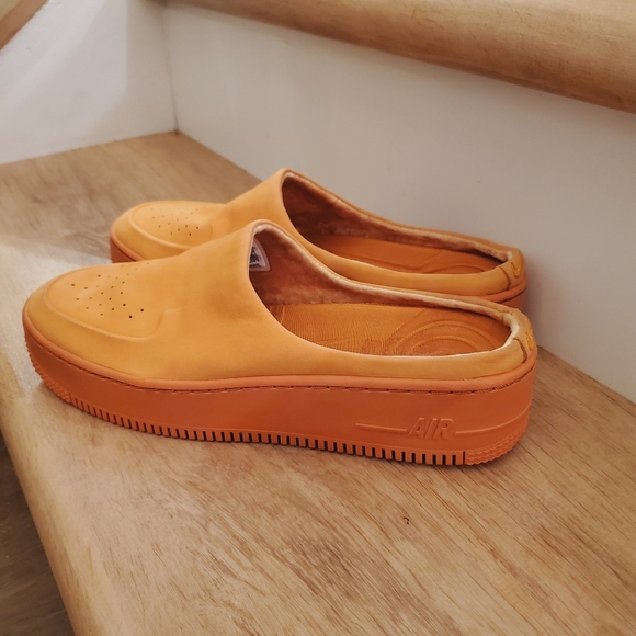 NEW Nike Womens Air Force 1 Lover XX Leather Mules Cinder Orange SZ 10 - Picture 7 of 11